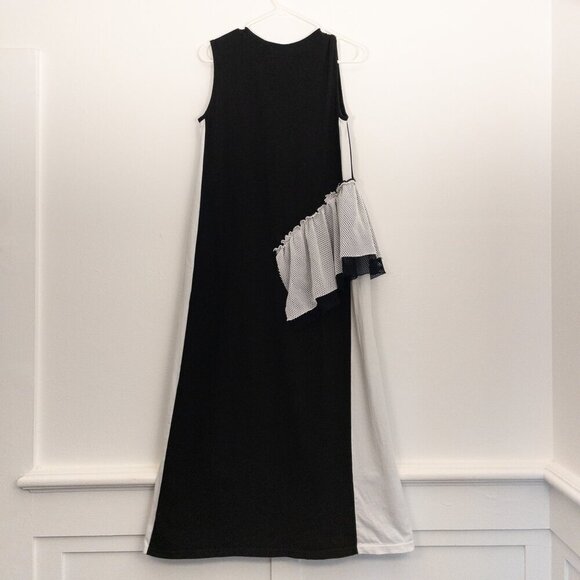 RISLEY Black & White Colorblock Ruffle Dress | Asymmetrical Avant-Garde Style - Picture 2 of 4